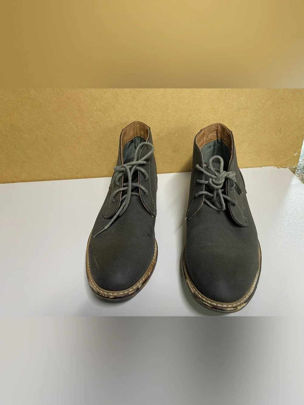 Steve Madden Gray Ankle Boots Men’s Size 9 Lace-Up Chukka Boots
